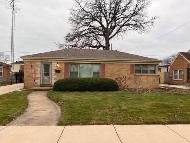Main picture of 733 Lombard Ave