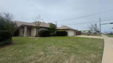 Main picture of 3701 Water Oak Dr