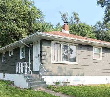 Main picture of 3461 Rhode Island St
