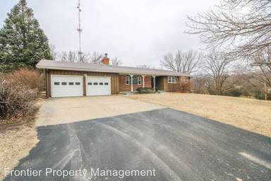 Main picture of 4181 Tuttle Creek Blvd