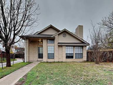 Main picture of 2703 Oak Bend Ln