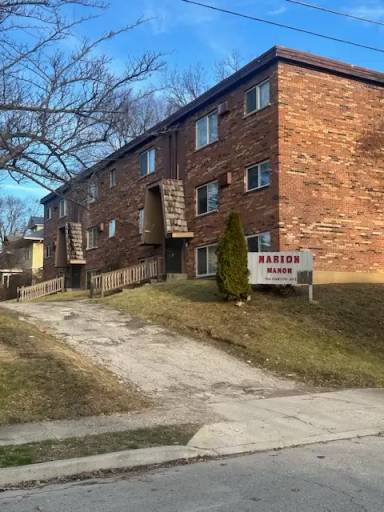 Main picture of 926 Marion Ave