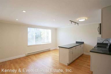 Main picture of 39 Fair Oaks St