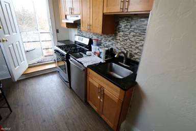 Main picture of 24 Lexington Ter