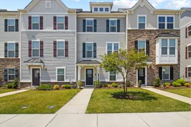 Main picture of 424 Spring Hill Pl