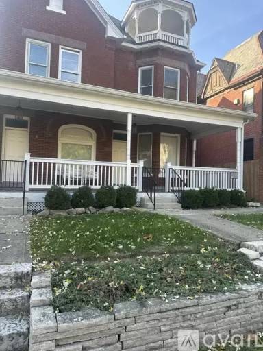 Main picture of 737 Dennison Ave