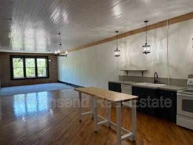 Main picture of 118 Hay St