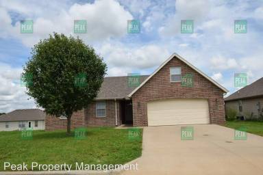 Main picture of 1308 S Calabria Ave