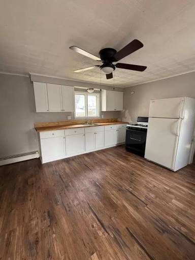 Main picture of 381 Shanley St