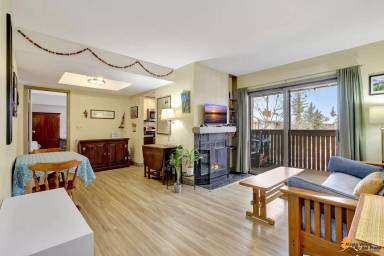 Main picture of 7351 Huntsmen Cir