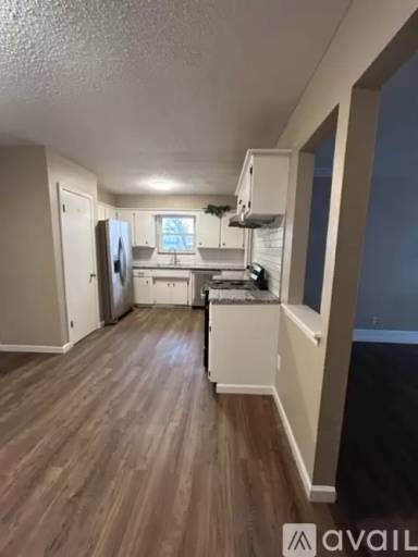 Main picture of 8724 Rambling Rd