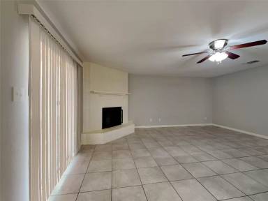Main picture of 9908 Runnymeade Pl