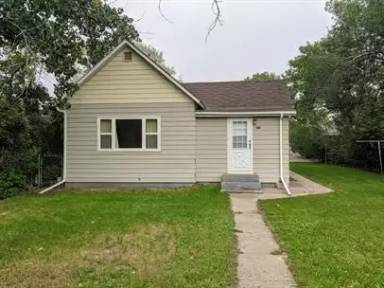 Main picture of 211 W Cascade Ave