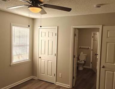 Main picture of 329 N Tipton St
