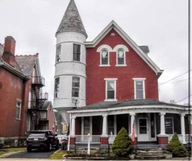Main picture of 516 3rd St
