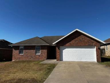 Main picture of 3503 S Glen View Ave