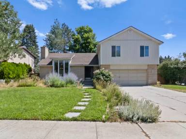 Main picture of 1910 E Southbridge Way