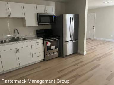 Main picture of 2241 Highland Ave