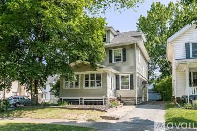 Main picture of 20 Woodland Park