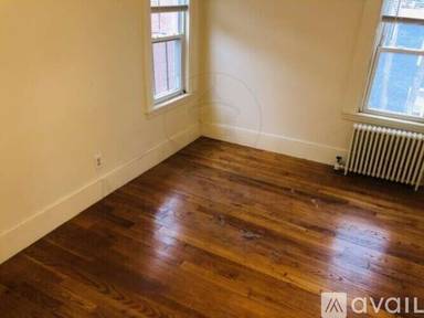 Main picture of 133 Oxford St