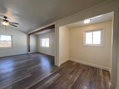 Main picture of 1592 Seville Ave