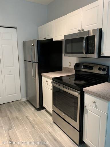 Main picture of 875 Grand Regency Pointe