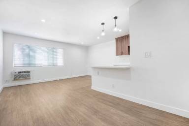 Main picture of Hollywood Hills Apartments