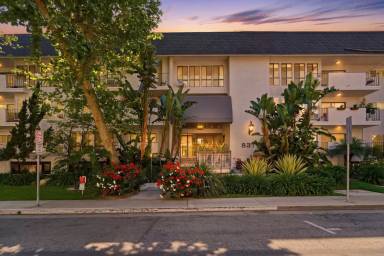 Main picture of 837 N West Knoll Dr