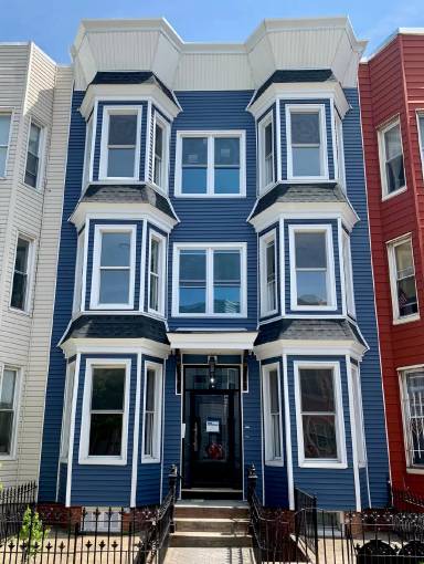 Main picture of 158 Russell Street LLC - 1R