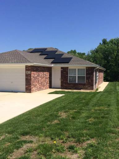 Main picture of 901-11 W Gay St