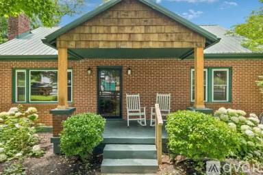 Main picture of 1338 Ardee Ave