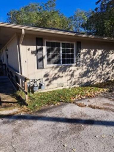Main picture of 2118 N Jefferson Ave