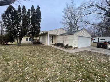 Main picture of 6262 7th St N