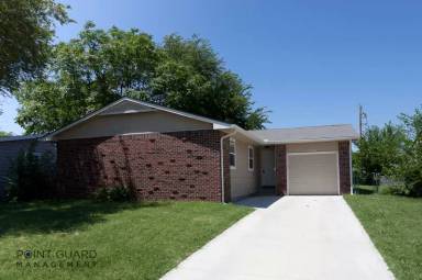 Main picture of 2208 W Haskell St