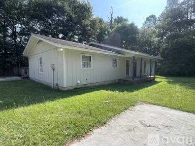 Main picture of 801A Robin Hood Trl