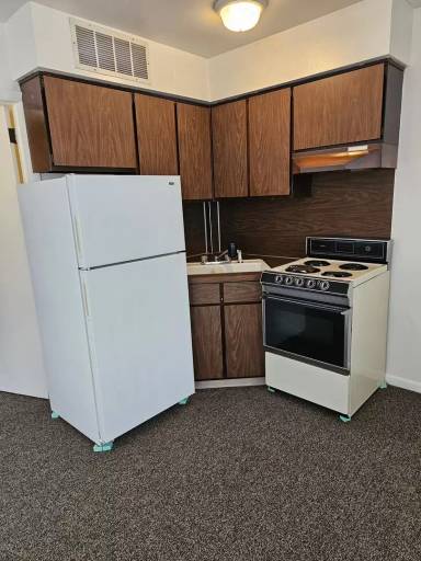Main picture of 134 N Main St