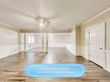 Main picture of 2112 Fairway Ct SE
