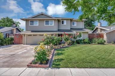 Main picture of 2910 Rustic Dr