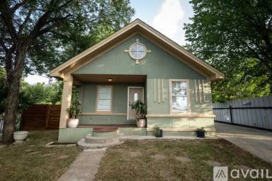 Main picture of 922 Grant St