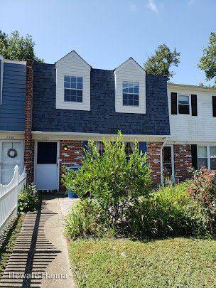 Main picture of 2301 Brigadoon Ct