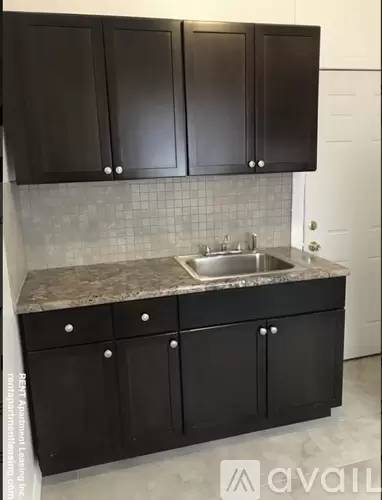 Main picture of 6341 N Magnolia Ave