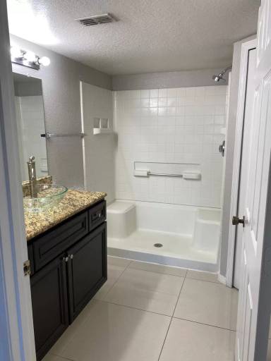 Main picture of 5124 Park Central Dr