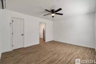 Main picture of Clement Crossing Apartments