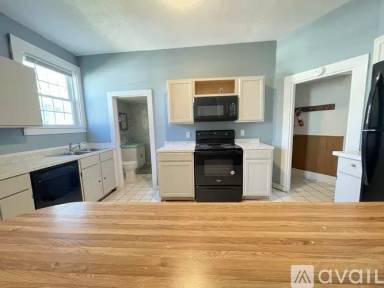 Main picture of 115 W Mohawk St