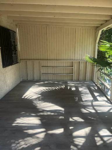 Main picture of 818 Record Ave