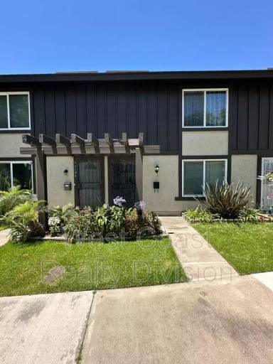 Main picture of 11104 Grant Way