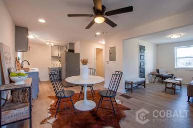 Main picture of 762 Fraser St SE