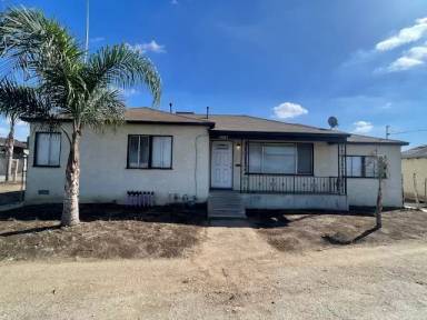 Main picture of 14451 Bon View Ave