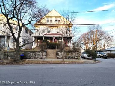 Main picture of 1515 Myrtle St