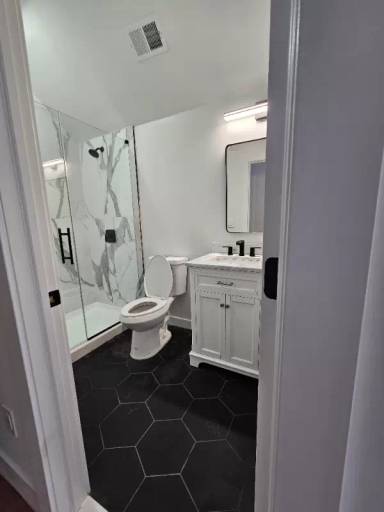 Main picture of 90 Shrewsbury Ave